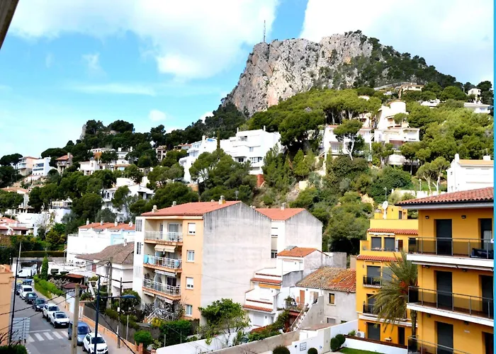 Apartamentos Estartit Park